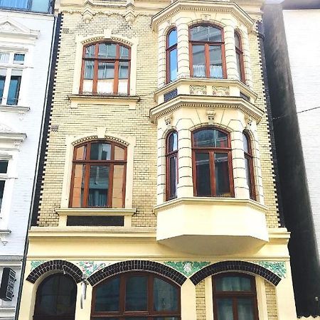 Jugendstilhaus Riverside City Appartements Fuer Urlaub Und Business Bremen Exterior photo